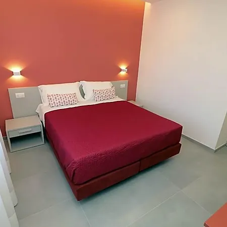 Couette-café Maison Nanà 4*